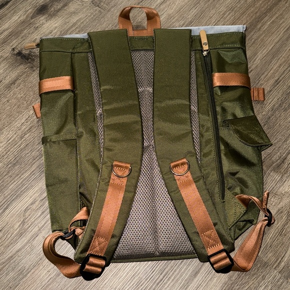 Harvest Label Rolltop Backpack 2.0 - Olive - Picture 4 of 7